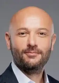 თოლგა თექინი